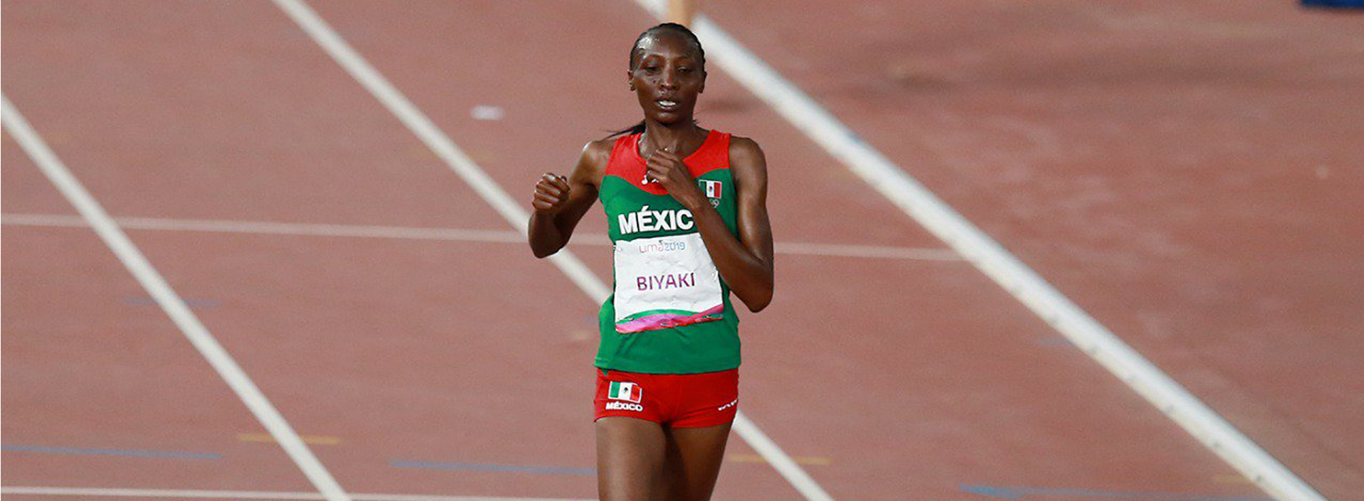 Risper Biyaki corriendo en los Juegos Panamericanos 2019