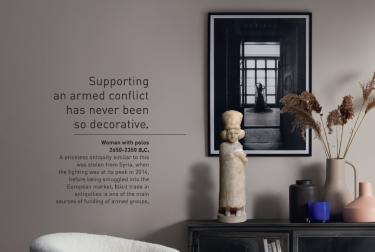 Supporting an armed conflict has never been so decorative
